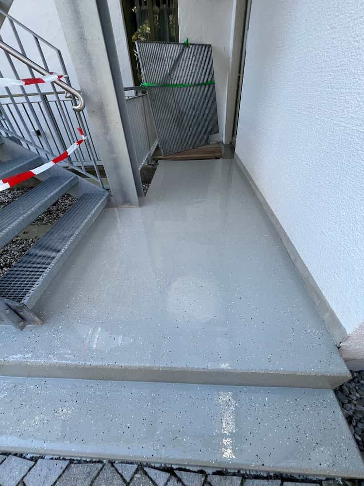 Betonsockel Beschichtung